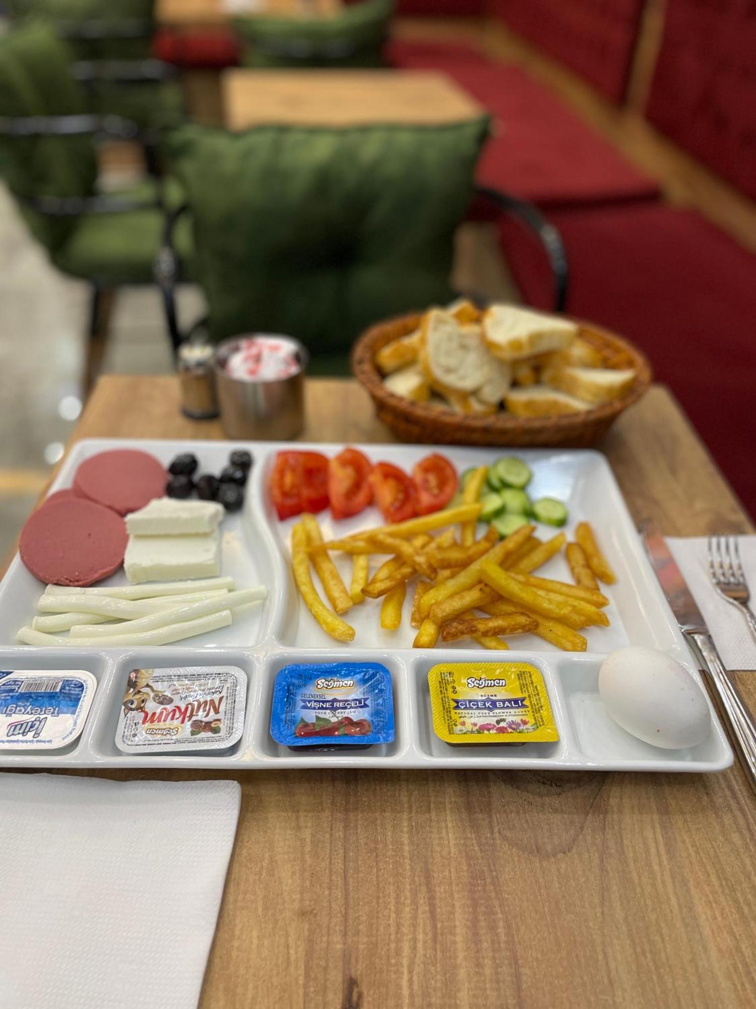Eymen Palace Hotel Istanbul Exteriör bild